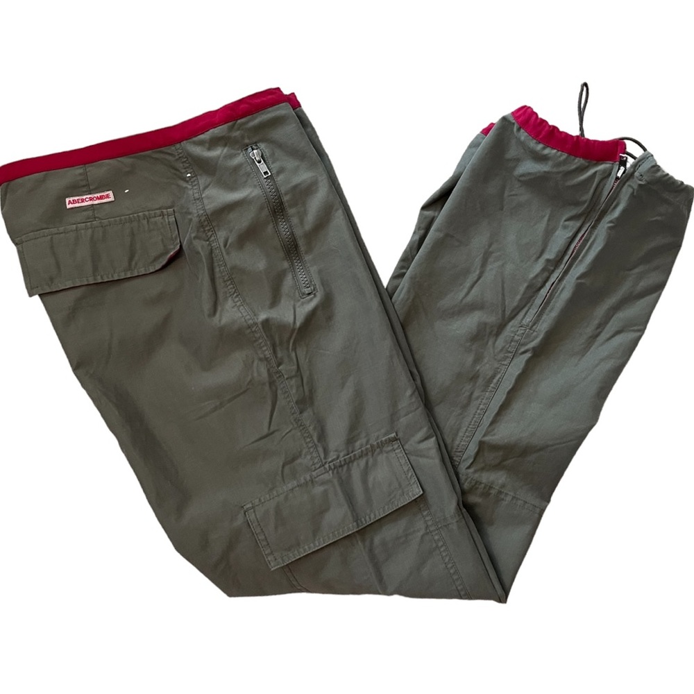 Vintage early 2000’s Abercrombie & Fitch Olive Green Cargo Jogger Pants
